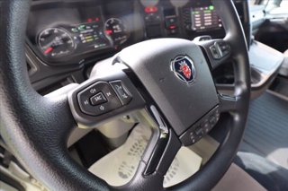 SCANIA R 460 SUPER Trattore stradale con cabina letto 12